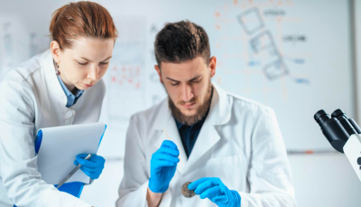 role of medical lab technicians